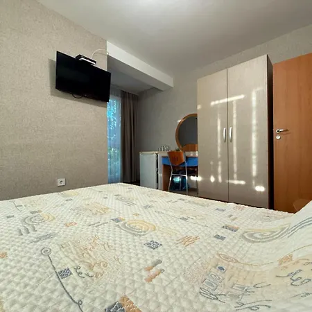 Fresh Hotel Kiten (Burgas)